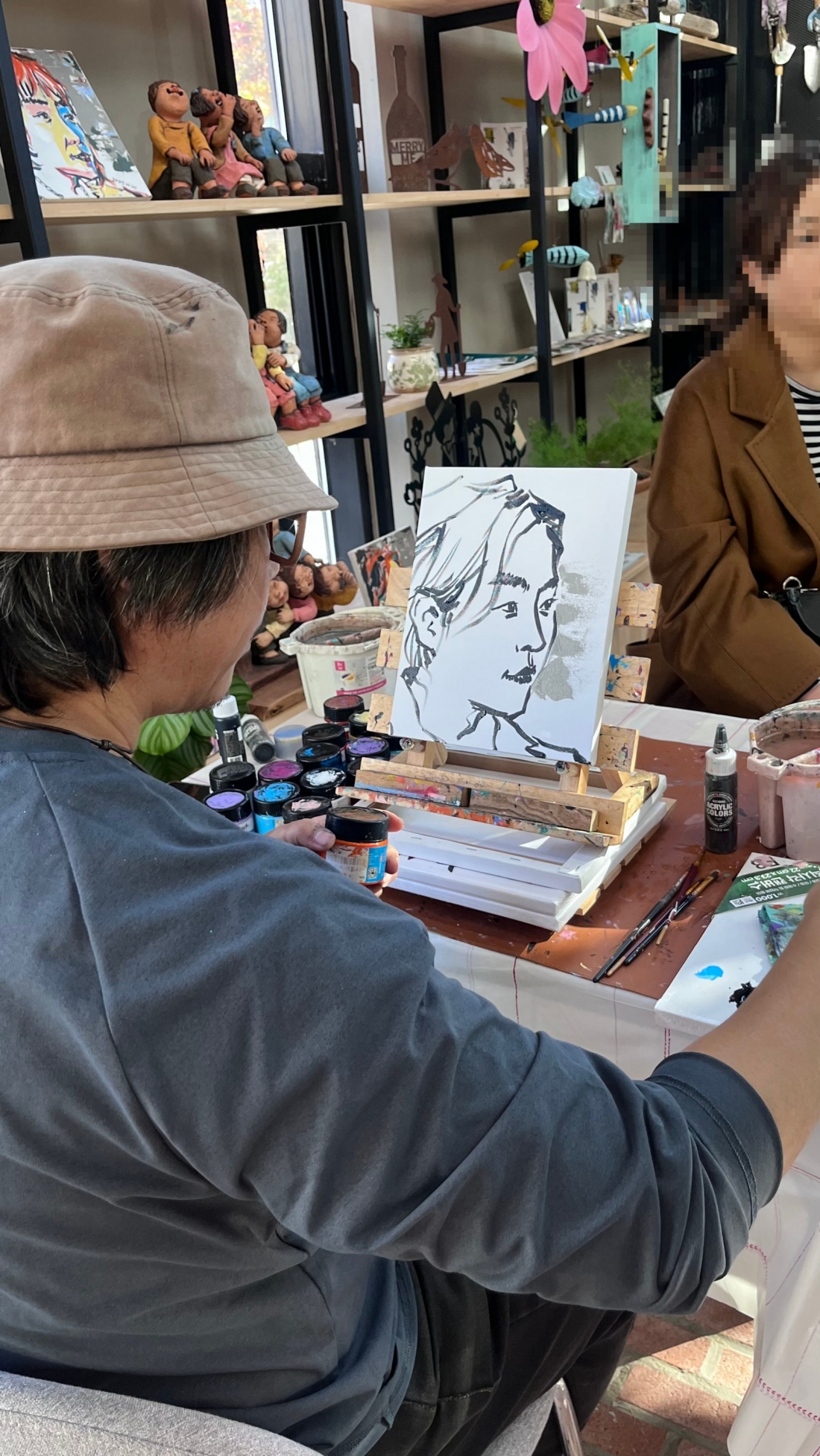 25.11.11(화) 팝업스토어(초상화 그리기)